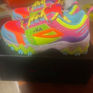 Girls sneaker
